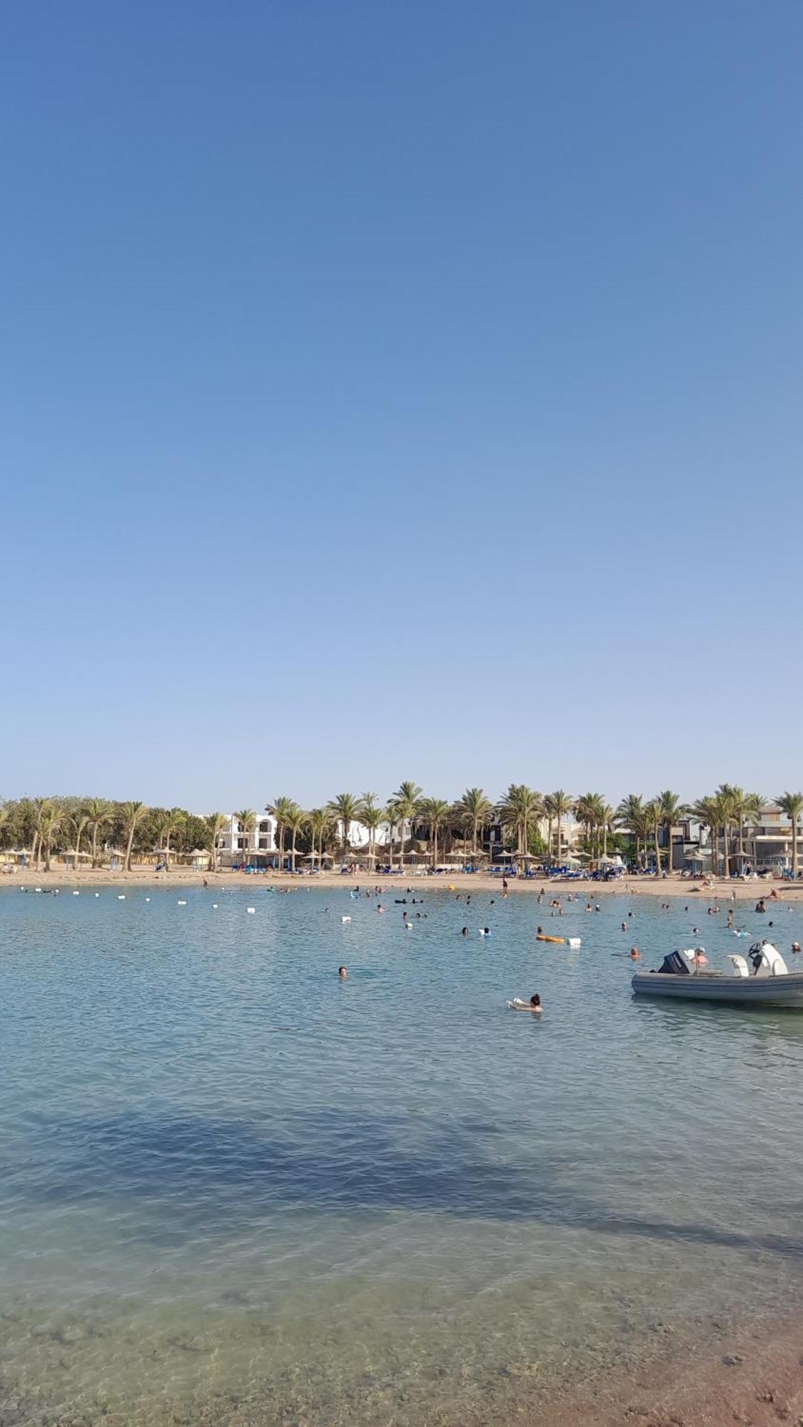 Mirage Bay Resort & Aqua Park Apartment Хургада Экстерьер фото